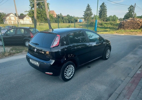 Fiat Punto Evo cena 19999 przebieg: 194000, rok produkcji 2010 z Nowe Miasto nad Pilicą małe 106